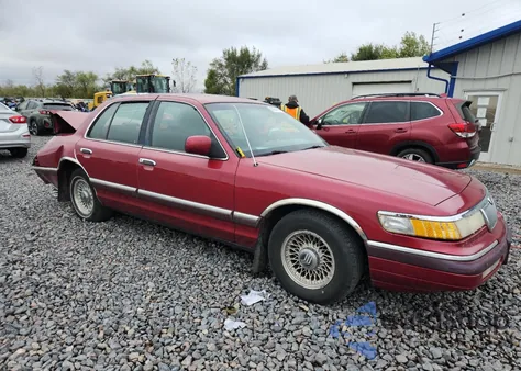 1994 Mercury Grand Marquis Ls z USA, uszkodzony, nr VIN 2MELM75W7RX664350